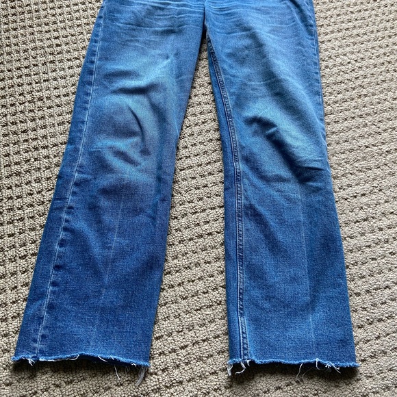 Abercrombie The Ankle Straight Ultra High Rise, 26 regular - Picture 5 of 9